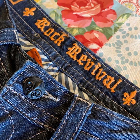 πNWT! Gorgeous Bling Sora Rock Revivals! - Picture 9 of 10